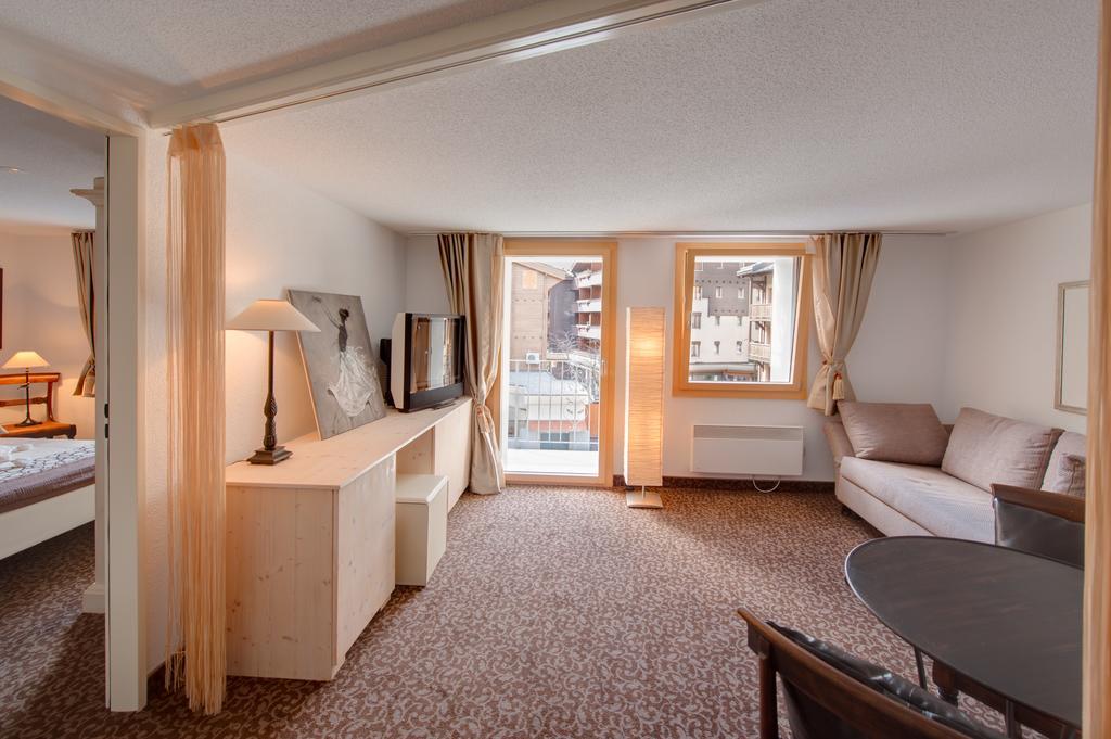 צרמט Cabana Apartments חדר תמונה